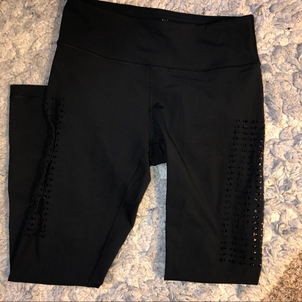 VINA Cutout Leggings